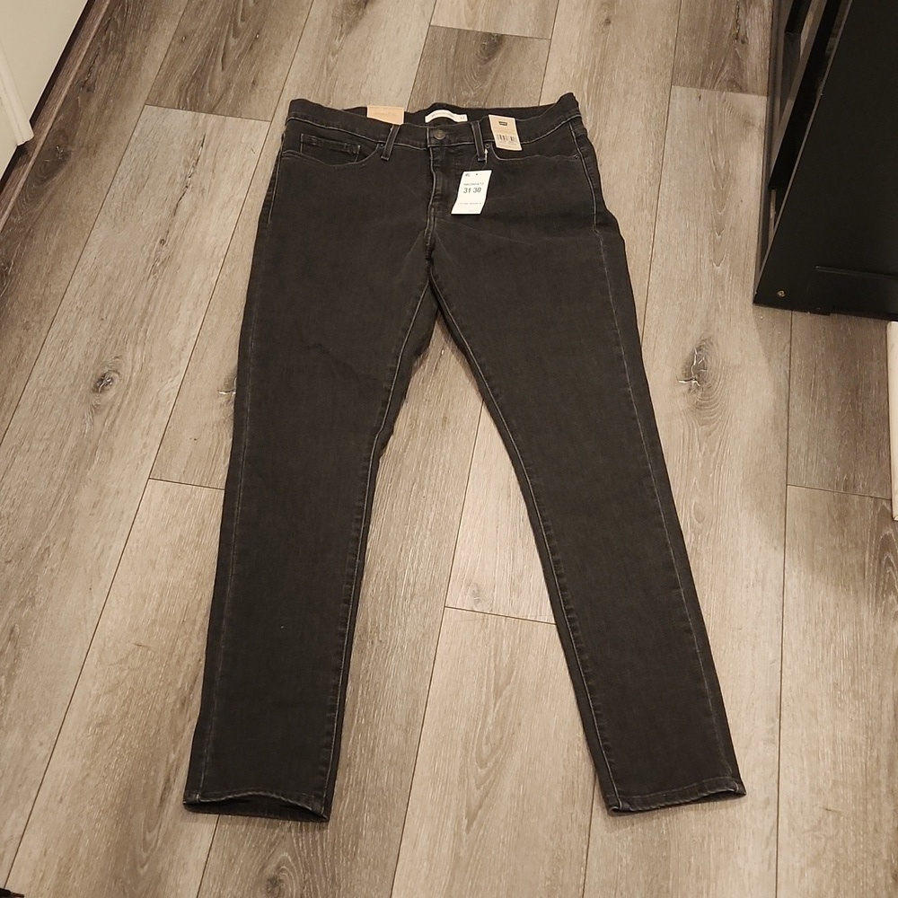 311 Levis Jeans